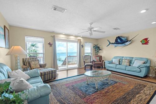 Pensacola Beach Casa | Barefoot & Buzzed