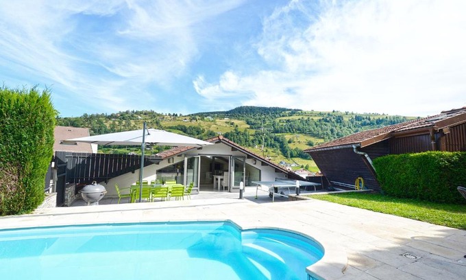 La Bresse Casa | Bargkass - Vue montagne et piscine