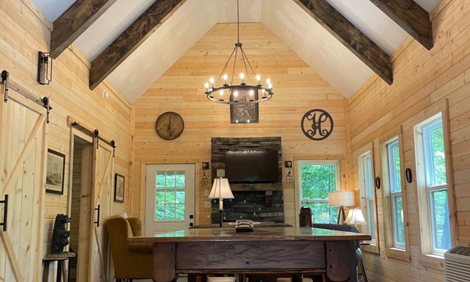 Jeffersonville Cabina | Barn at Red River Gorge Natural Bridge