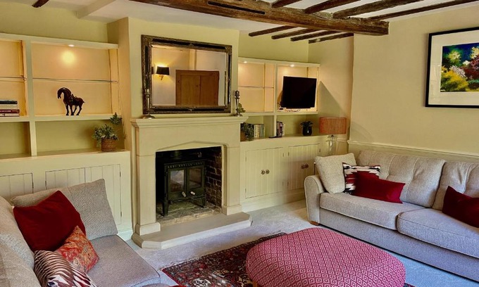 Royal Tunbridge Wells Casa | Bartley Mill Farmhouse