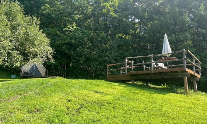 St. Johnsbury Alquiler De RV | Base Camp Glamping @ Wedding Hill