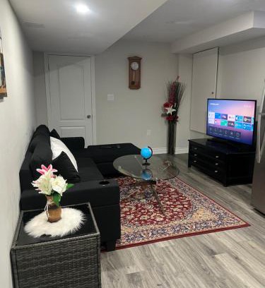Brampton Apartamento | Basement
