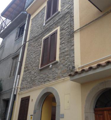 Basico Casa | Basicò un balcone sul mare - Casa SALITA FOTI -Case vacanza Sicilia&Toscana-