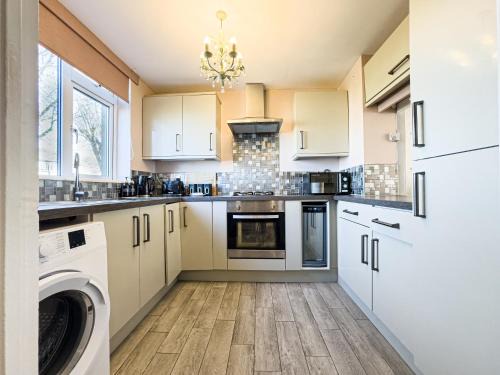 Basildon Apartamento | Basildon Retreat Cozy 3-Bedroom Home