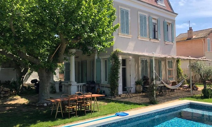 8th Arrondissement Casa | Bastide D'exception Avec Piscine Pointe Rouge