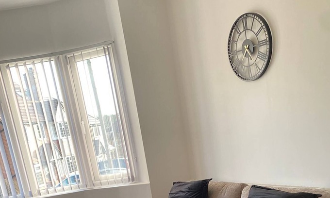 Harborne Casa | Battenhall House - 4 Bed Luxury Corporate Stay