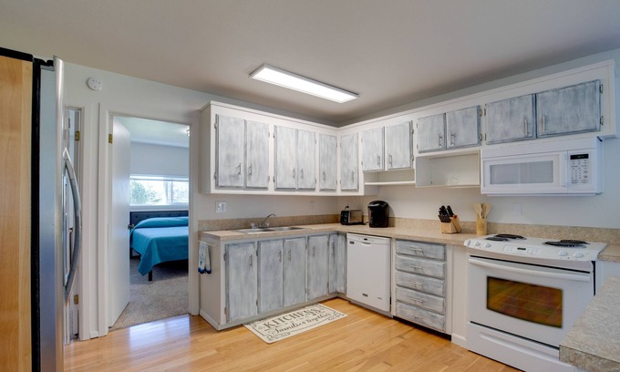 Bay City Casa | Bay City Vacation Rental Escape ~ 5 Mi to Marina!