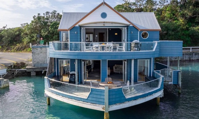 Opua Apartamento | Bay of Islands On The Water Apartment-The landing