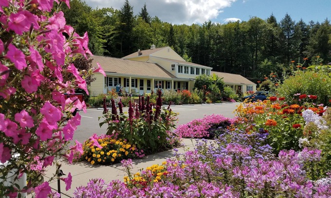 Laconia Hotel | Bay Top Motel