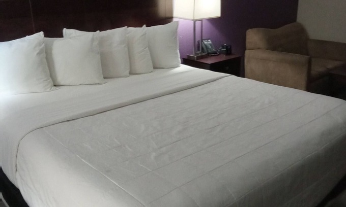Dupont Hotel | Three Brothers Hospitality LLC