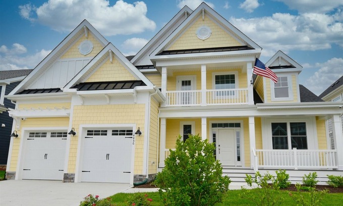 Bayside Casa | Bayside * 5 BR Luxury Hous, 5 Full Baths * Sleeps 16 * on Golf Course