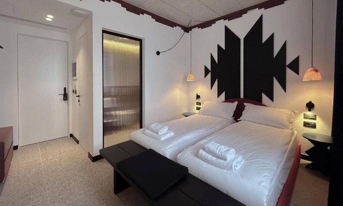 Tirana Hotel | Bazaar Hotel