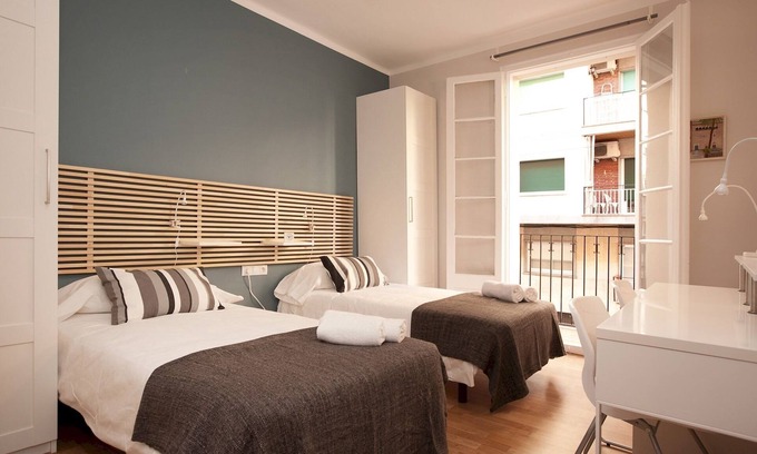 Sants-Badal Apartamento | BC0RS002V2 - VP 2 - Tres Habitaciones Piso, Capacidad 6