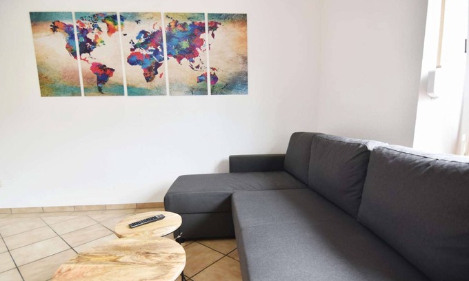Bedburg-Hau Apartamento | BE05 Alojamiento de 3 dormitorios totalmente equipado en Bedburg-Hau