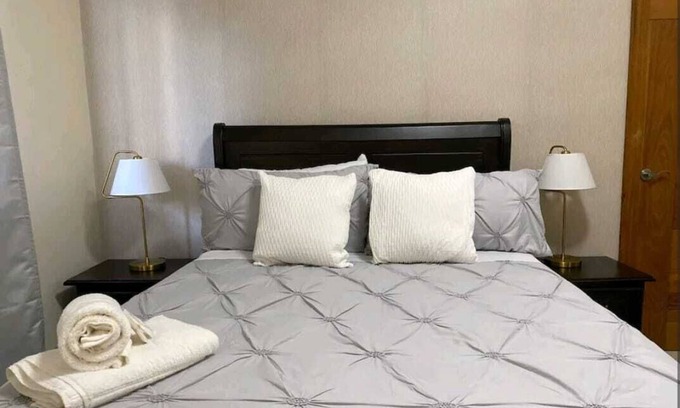 Santa Cruz Cabina | Beach Cave Conchal