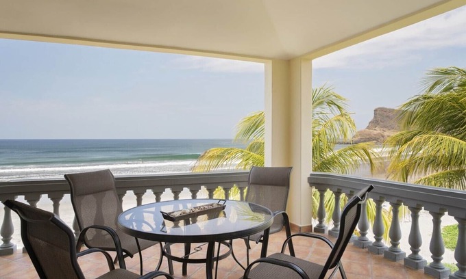 Rancho Santana Casa | FRENTE AL MAR Hacienda Iguana Villa A19 3bd / 2ba