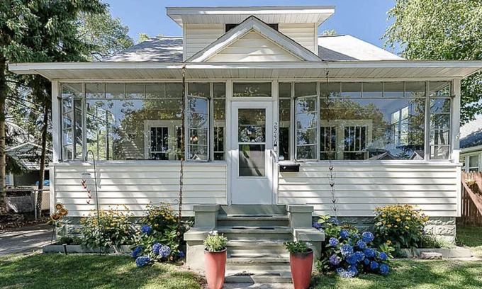 Lakeside Casa | Beach Fun!
