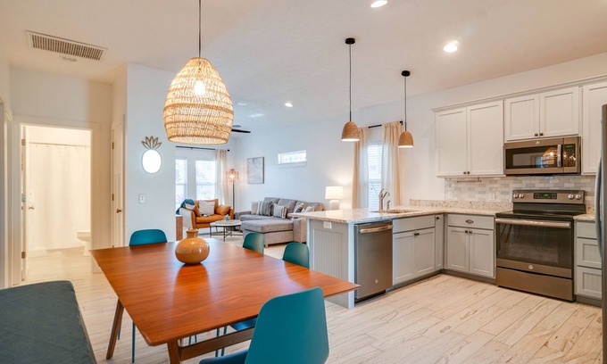 Riviera Beach Casa | Beach House - The Starfish By Panhandle Getaways