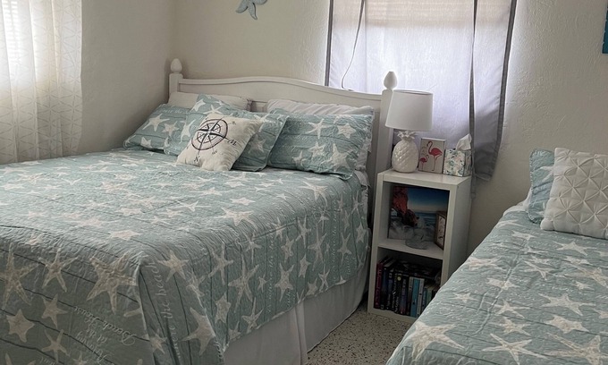 Ormond-by-the-Sea Casa | Beach House, walk to the beach