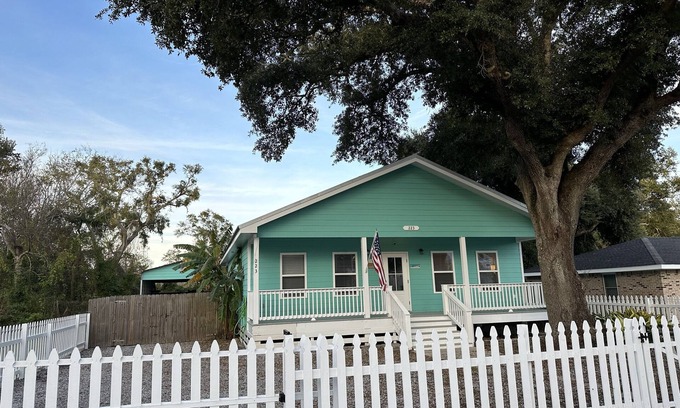 Old Town Cabaña | Beach, restaurants, shopping, blocks away