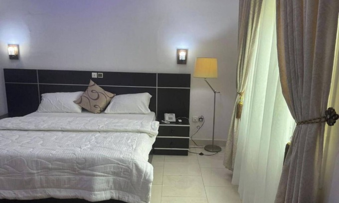 Littoral Department Apartamento | Beach Sand Hotel & Resort, Cotonou Deluxe Room 3