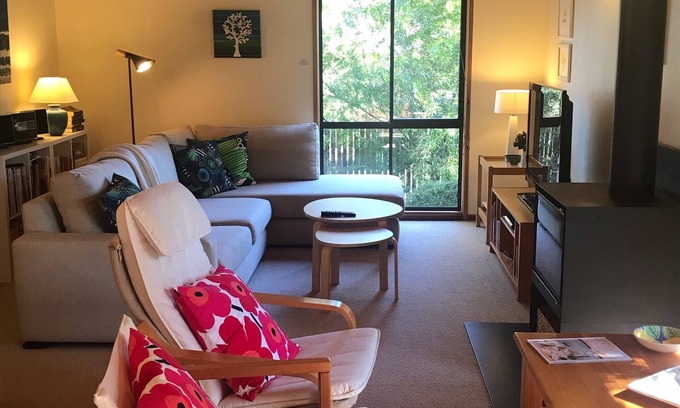 Jan Juc Casa | Ironbark es una encantadora y clásica casa de vacaciones familiar de 3 dormitorios en Surf Coast