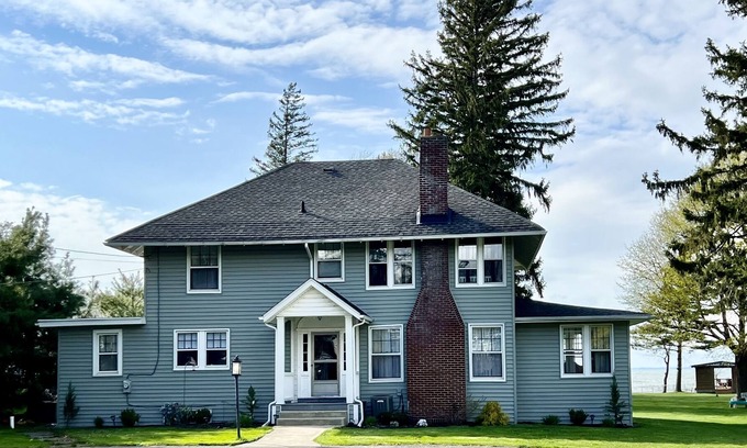 Athol Springs Casa | Beachfront, historic home on Lake Erie! Quiet and Private beach for your stay!