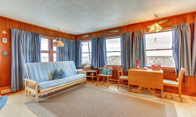 Ortley Beach Casa | Beachfront Lavallette Home - 2 Mi to Casino Pier!