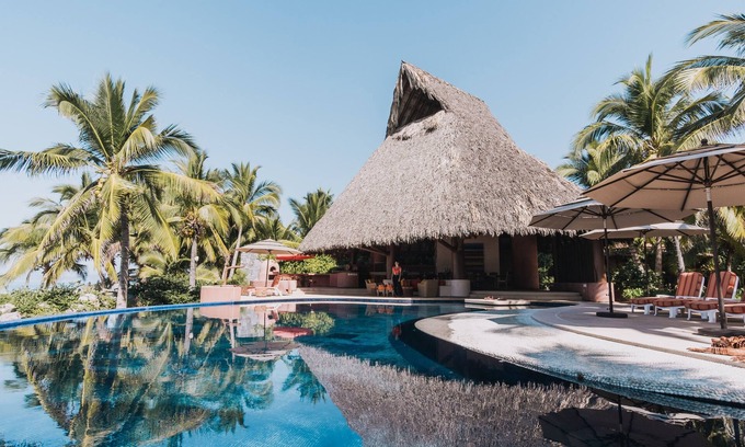 Ixtapa - Zihuatanejo Casa | Casa de Arte - Escápese a esta lujosa playa, 5 habitaciones, con chef y piscina