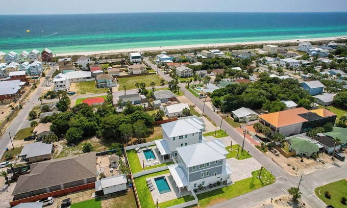 Bid-a-wee Beach Casa | Beachside Paradise. The Perfect Coastal Retreat 8BR 7Bath Private Pool