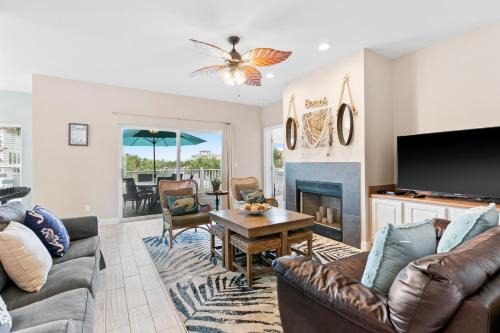 Pensacola Beach Casa | Beachy Dreams