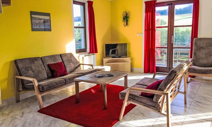 Ceska Metuje Casa | Casa de vacaciones privada con piscina, WIFI, TV, patio, mascotas permitida, vista panorámica