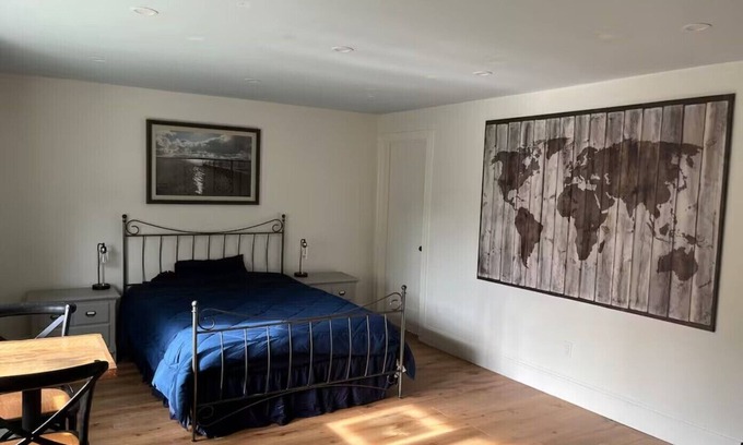 Medford Apartamento | Beautiful 1 Bedroom, 1 Bathroom in Medford with WiFi and AC