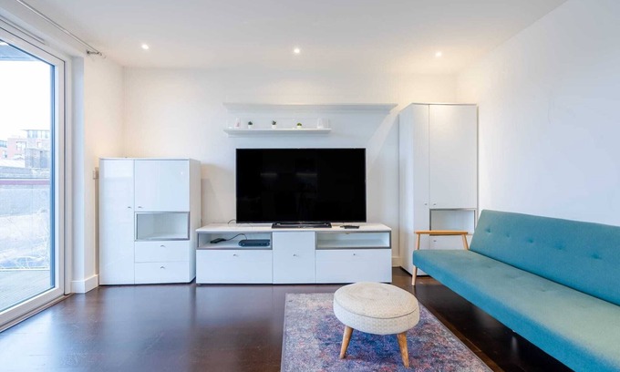 Woolwich Riverside Apartamento | Beautiful 2-Bed Apartment in London