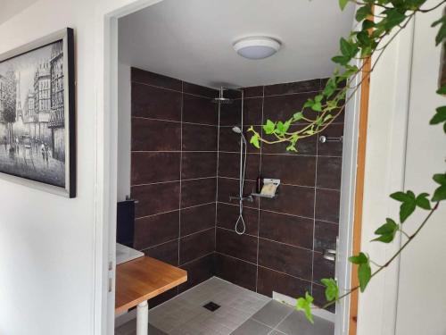 Montenay Casa | Beautiful 2-Bedroom Gîte in Montenay