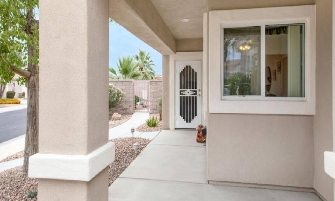 Desert Palms Casa | Beautiful 2 Br. Single family (83128) by Houzlet