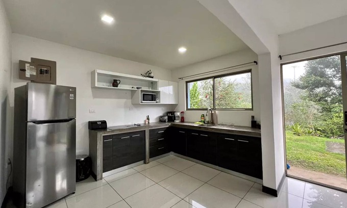 San Ramón Casa | ¡Hermoso 2bdrm 2bath con GRAN VISTA!