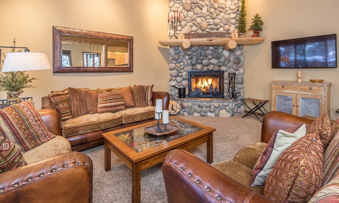 Big Sky Chalet De Esquí | Beautiful 3-Bedroom Big Sky Retreat