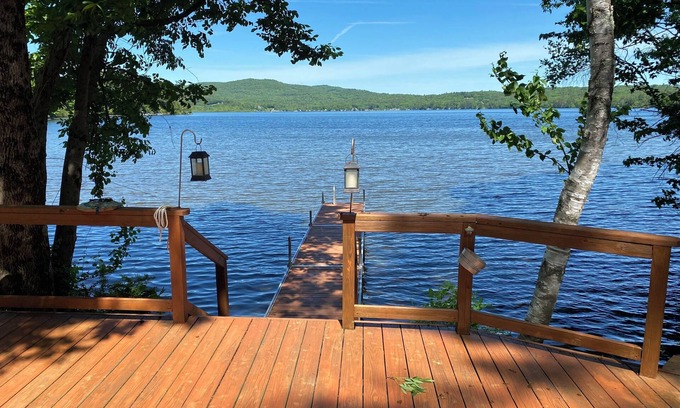 Franklin Casa | Beautiful 3 Bedroom Lake House on Webster Lake!