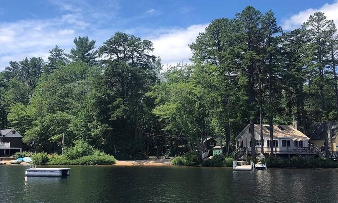 The Bays Casa | Beautiful 3 Bedroom Waterfront Home on New Hampshire's Lake Ossipee's Broad Bay