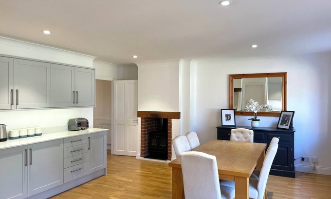 Epping Casa | Beautiful 5 bedroom Family Home in Epping Countryside