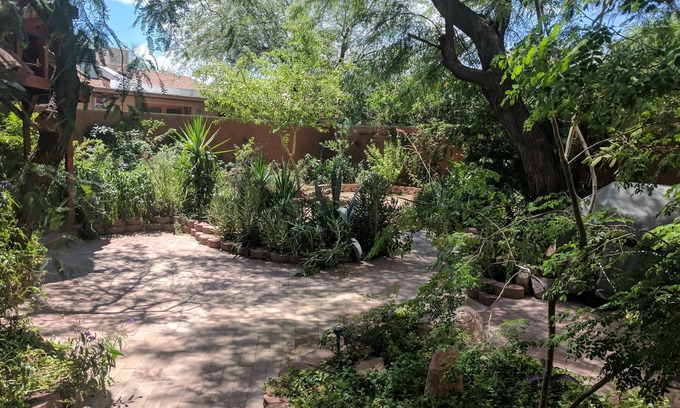 Presidio Shadows Casa | Hermosa y Amplia Casa de 3 dormitorios