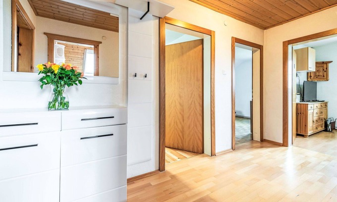 Oeblarn Villa | Bonito apartamento en villa para 6 personas con WIFI y TV