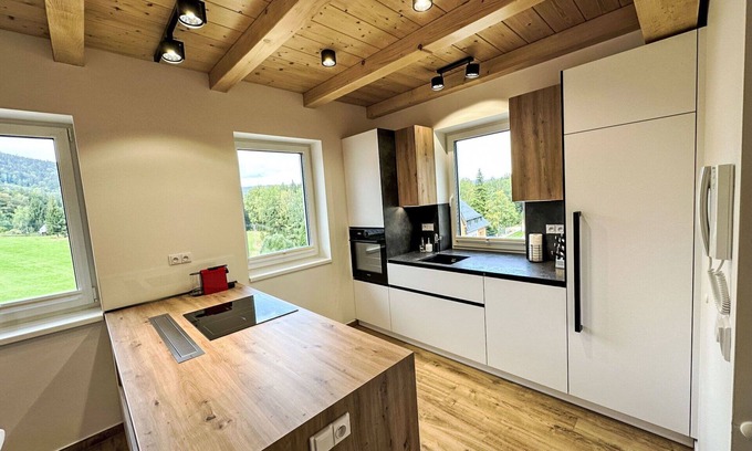 Smrzovka Apartamento | Acogedor apartamento para 12 personas con WIFI, TV y terraza