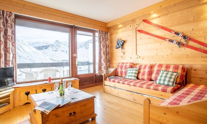 Tignes Apartamento | Bonito apartamento para 8 personas con WIFI, TV y balcón