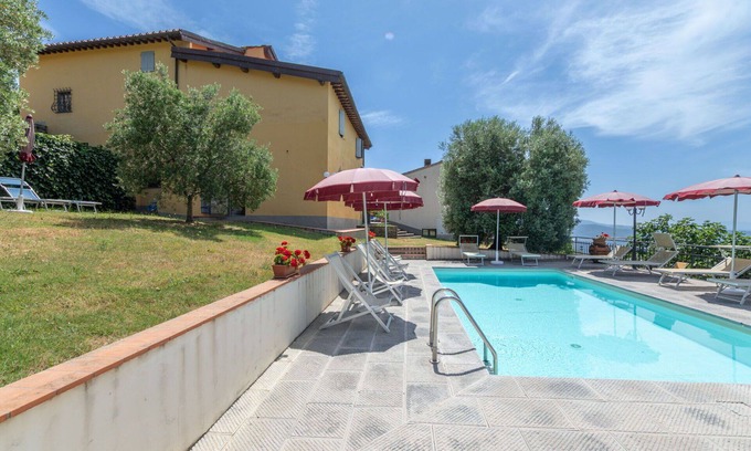 Montebonello Apartamento | Precioso apartamento con WIFI, piscina, A/C, TV, mascotas permitida y vista panorámica
