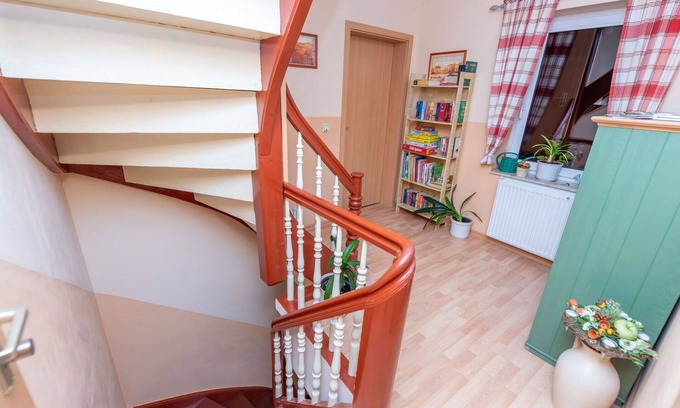 Stangerode Apartamento | Bonito apartamento para 2 personas con WIFI, TV y patio