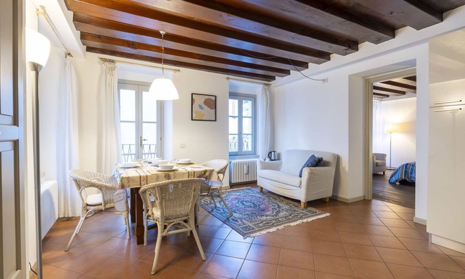 Morbegno Apartamento | Acogedor apartamento para 2 personas con WIFI, TV y balcón