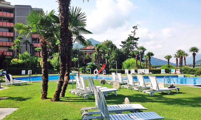 Bigogno Apartamento | Hermoso apartamento para 5 personas con WIFI, A/C, piscina, TV, balcón y vista panorámica