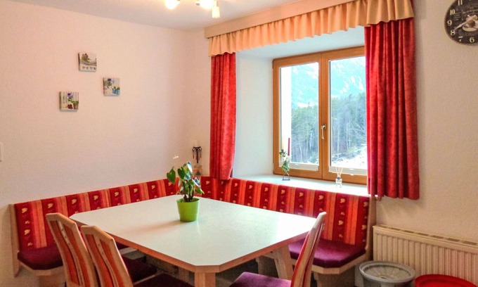 Oetz Apartamento | Acogedor apartamento para 8 personas con WIFI, TV, balcón y mascotas permitida